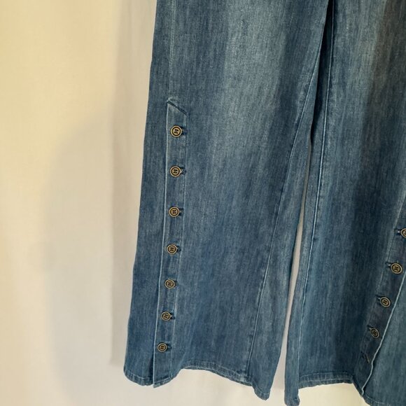 Pilcro (Free People) Wide Leg Button Detail Jeans Size 29 - Picture 2 of 5
